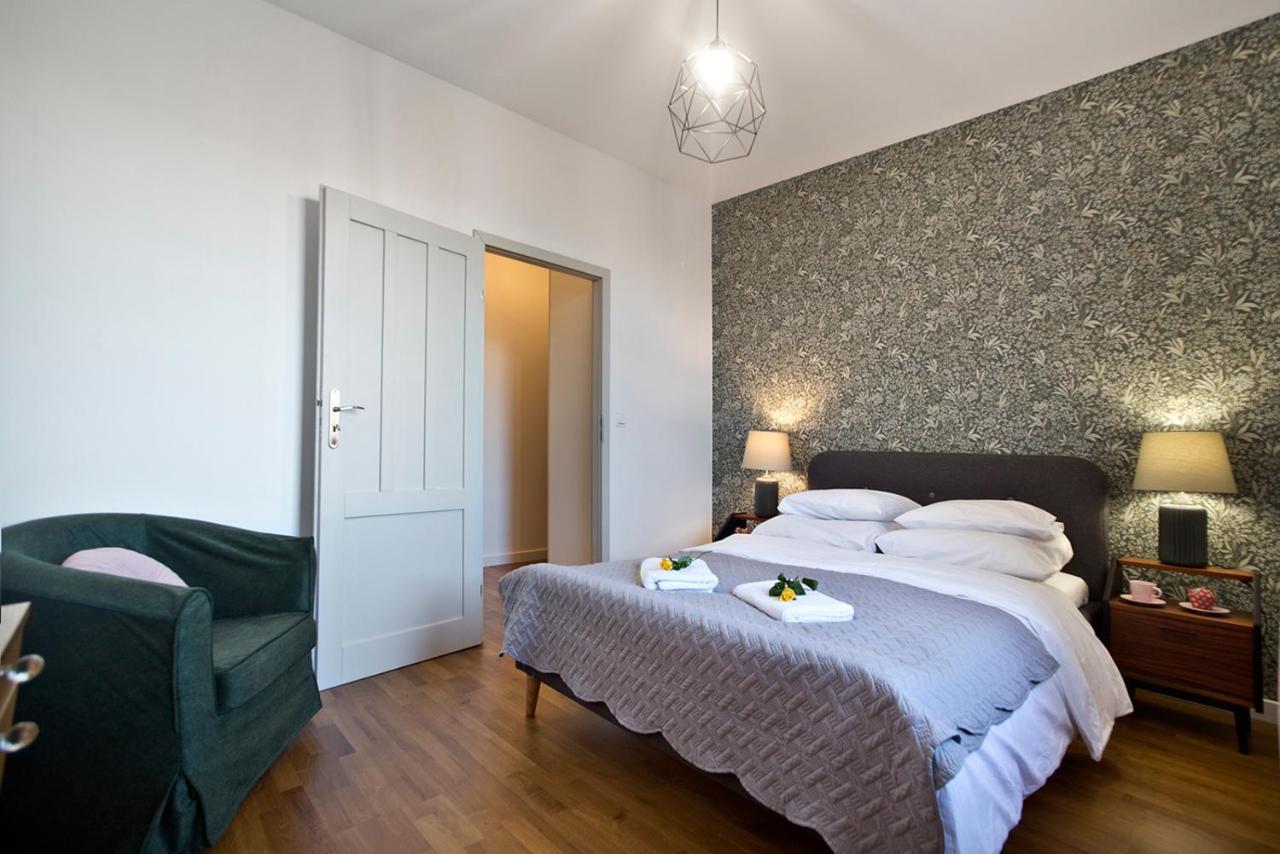 Zoliborz P&O Serviced Apartments Warschau Buitenkant foto